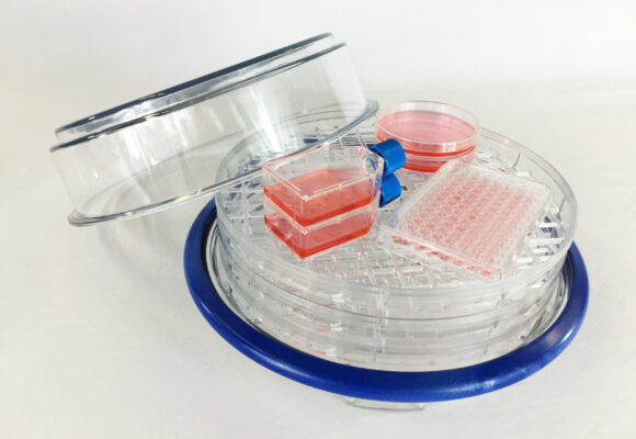 MIC101-with-TC-flasks-and-plates-1