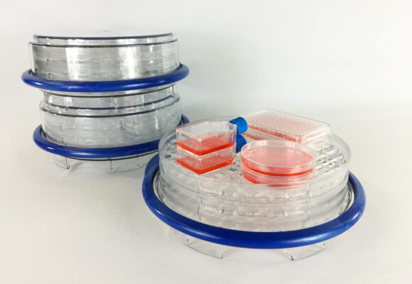 MIC101-with-TC-flasks-and-plates-2